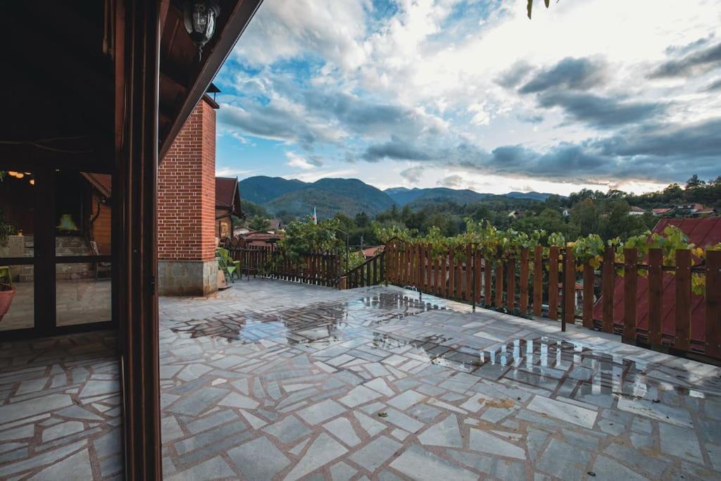 Duvaro Guesthouse Raduil Luaran gambar